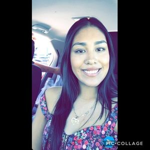Meet your Posher, Adrianna